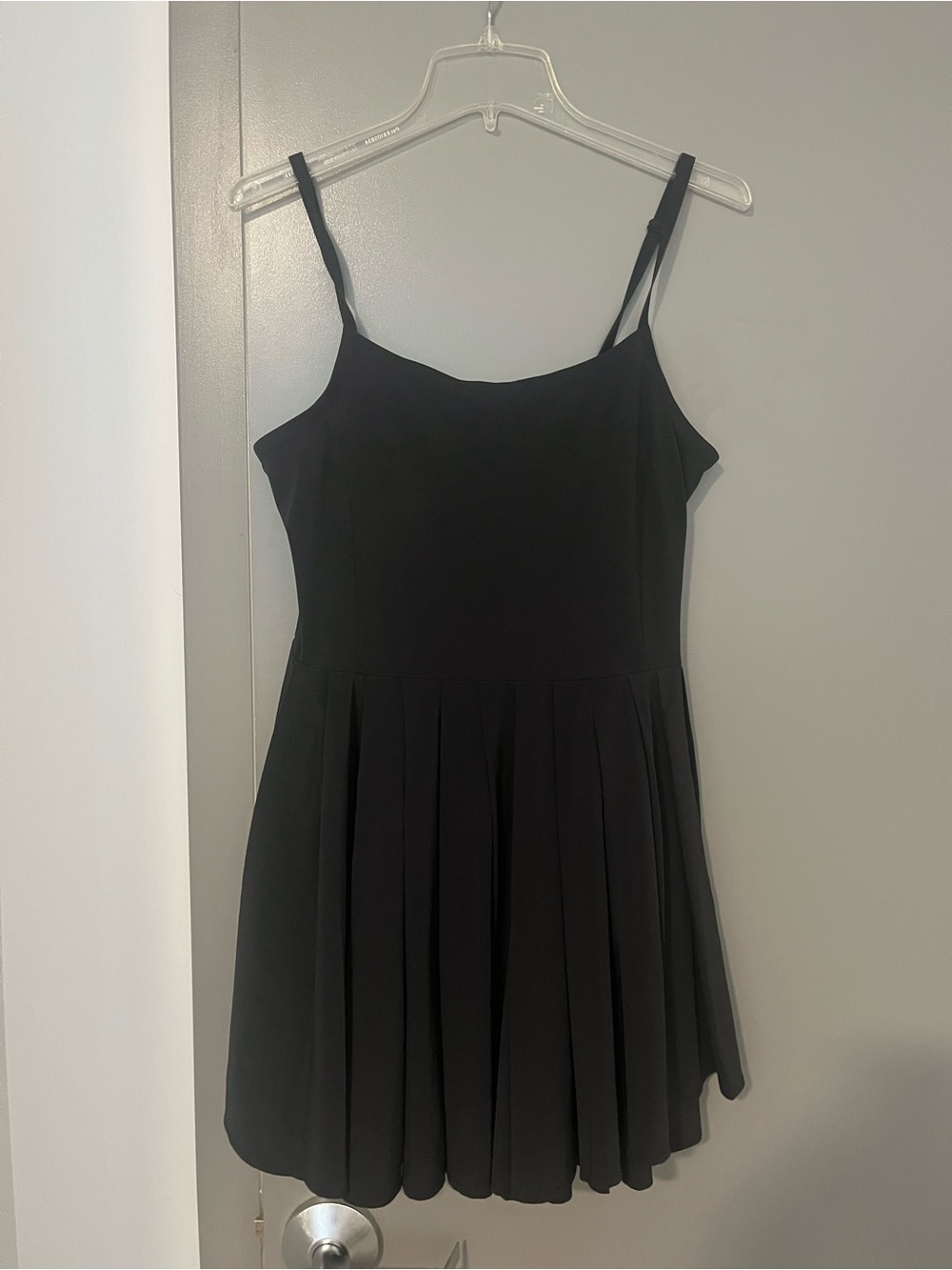 Outdoor Voices size large Doubles pleated black dress